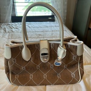 Dooney and Bourke medium tote bag